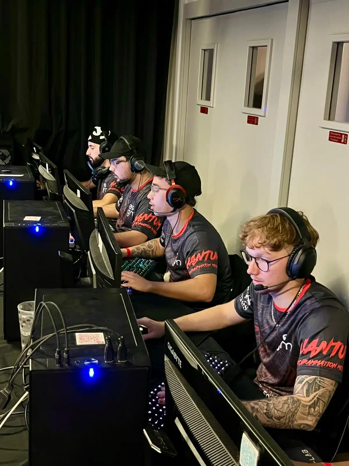 Tournoi e-sport à Strasbourg avec nos élèves de toutes les filières de notre école Mulhouse. Compétition, stratégie et esprit d’équipe : nos étudiants mettent en pratique leurs compétences numériques et collaboratives.